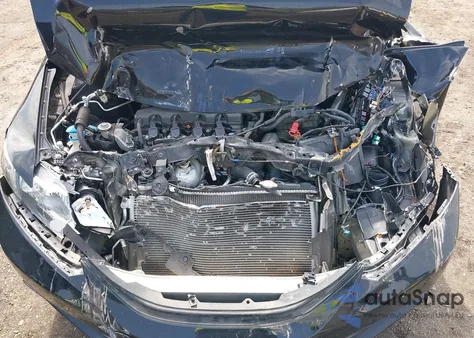 2015 Honda Civic Lx z USA, uszkodzony, nr VIN 19XFB2F57FE232744